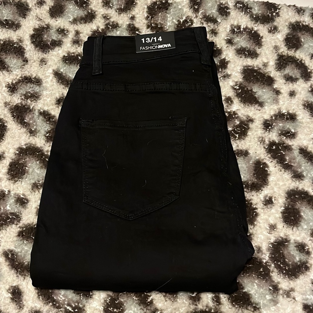 Size 13/14 Fashion Nova black skinny jeans